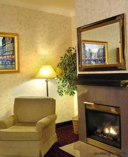 Grass Valley Courtyard Suites Стая снимка